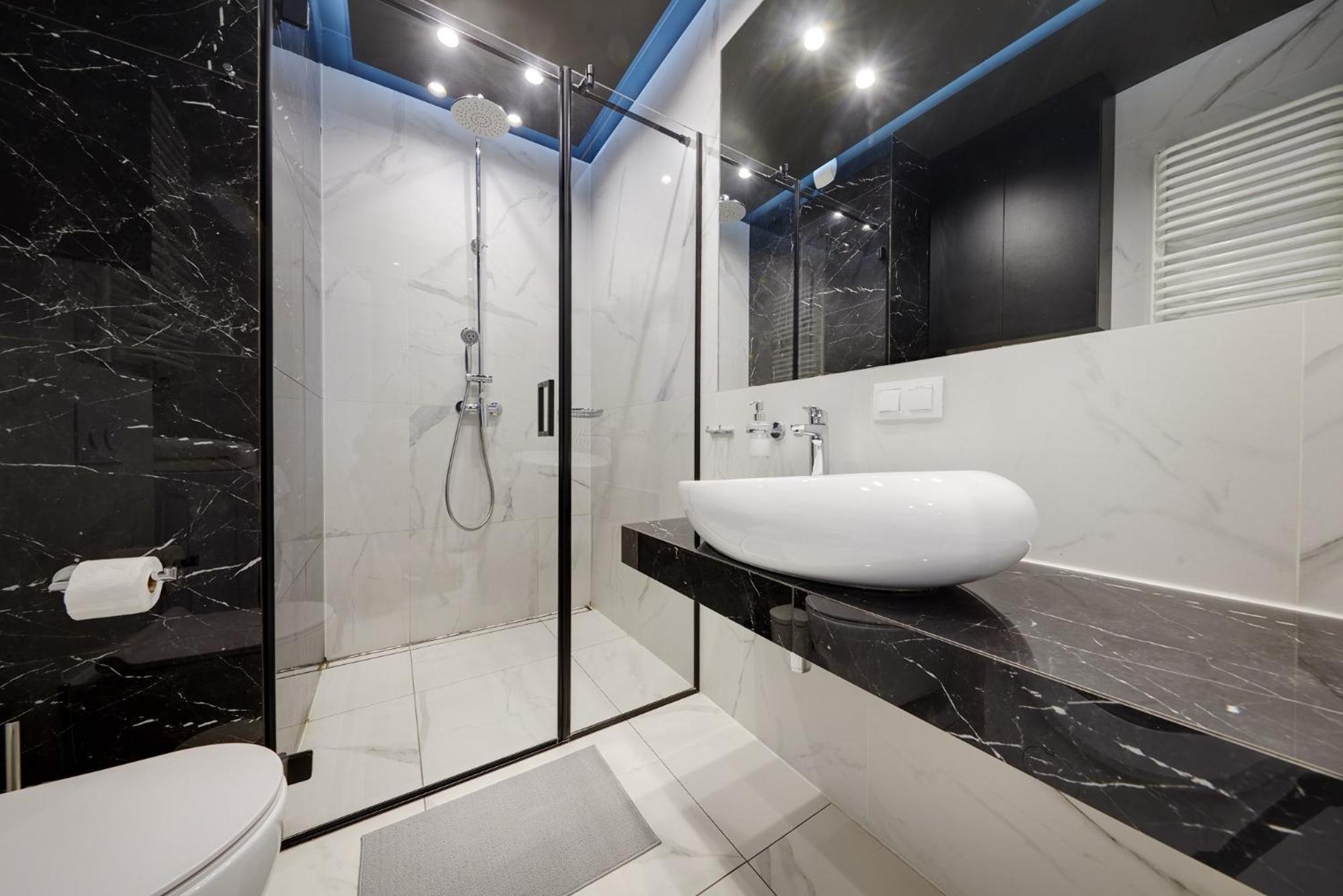 Golden Apartments Sokolska 30 Towers - Great Location&74 Katowice Esterno foto