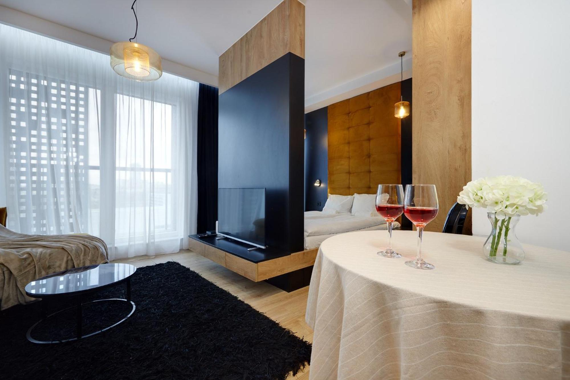 Golden Apartments Sokolska 30 Towers - Great Location&74 Katowice Esterno foto